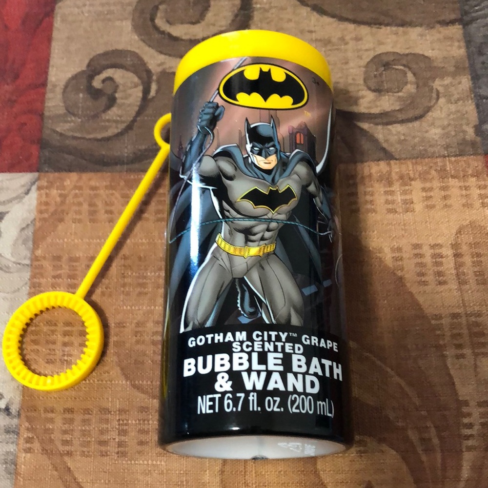 COPY - 🛍️5/$20🛍️Batman “Gotham City Grape” Bubble Bath and Wand.